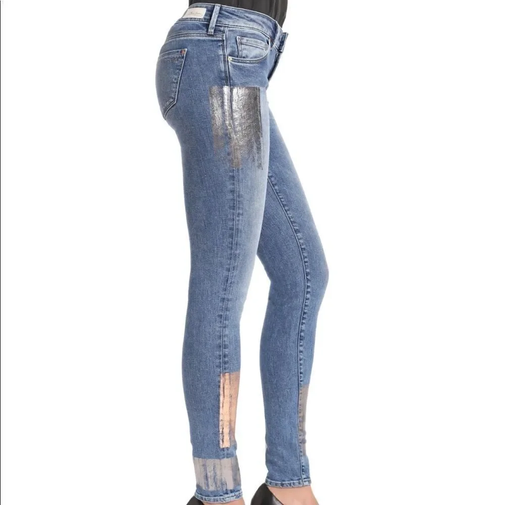 Mavi Galactic Patch Indigo, Adriana fit